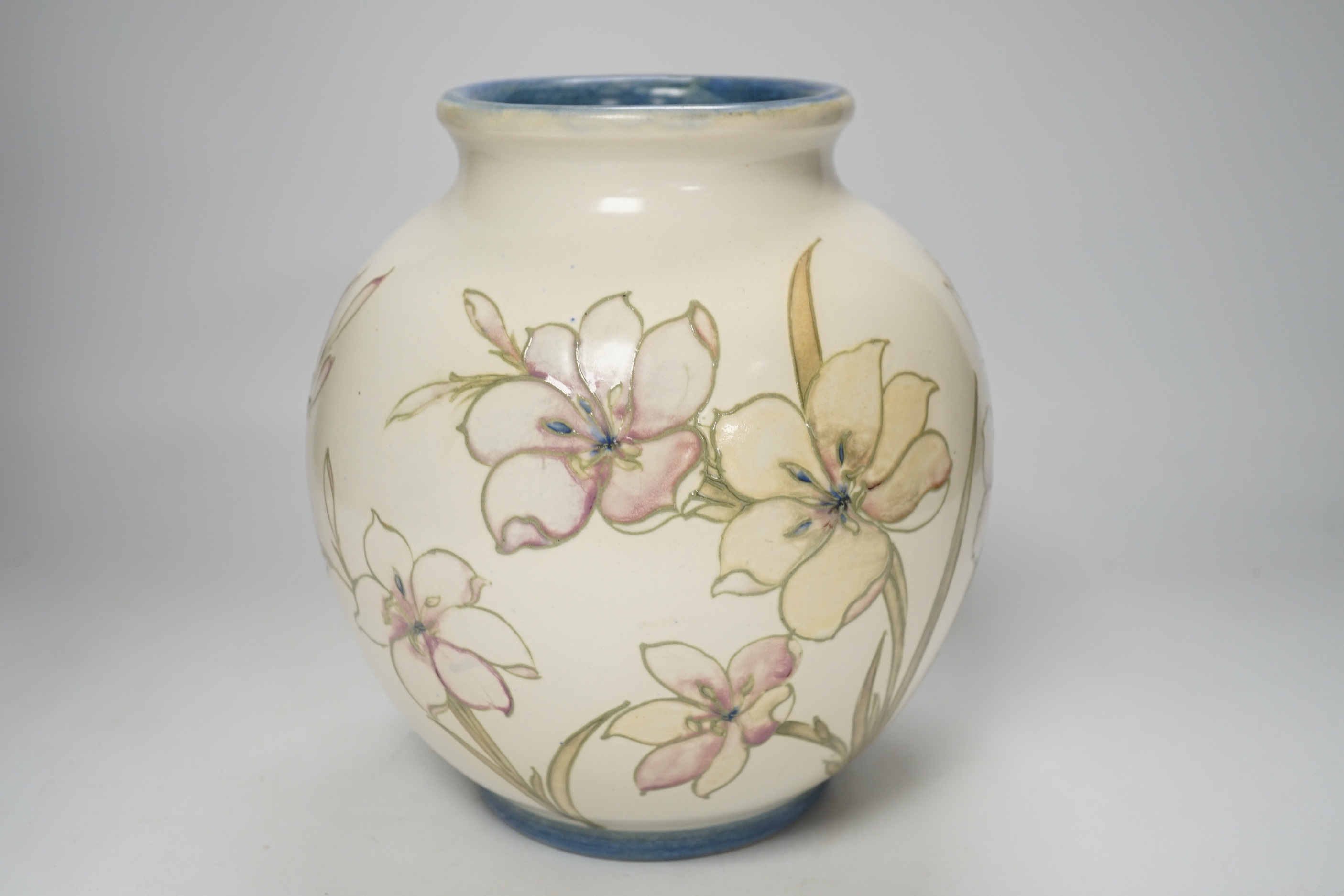 A Moorcroft Hibiscus globular vase, 1930s, 21cm high